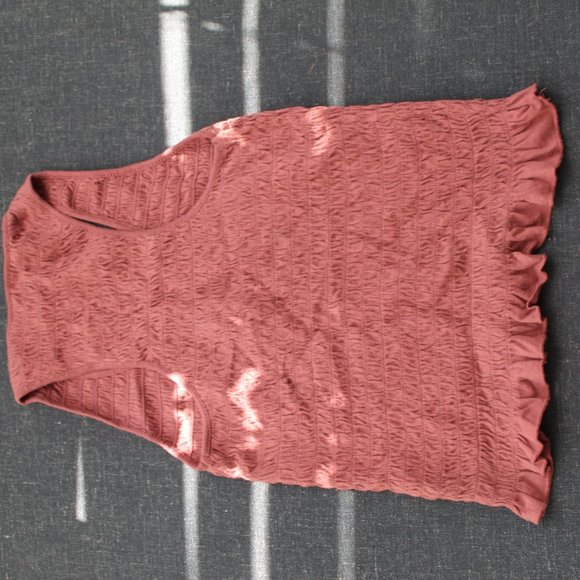 Tight Ruched Top - Picture 2 of 2